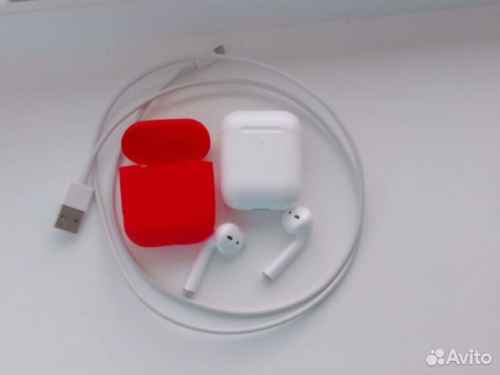 Беспроводные наушники apple airpods