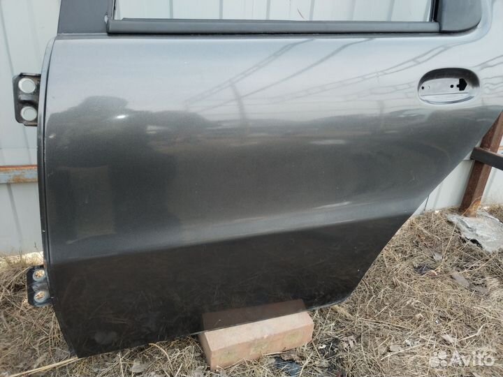 Дверь задняя левая fiat albea