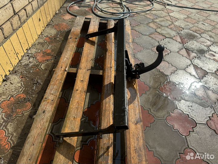 Фаркоп для Skoda Rapid 2/VW polo 6