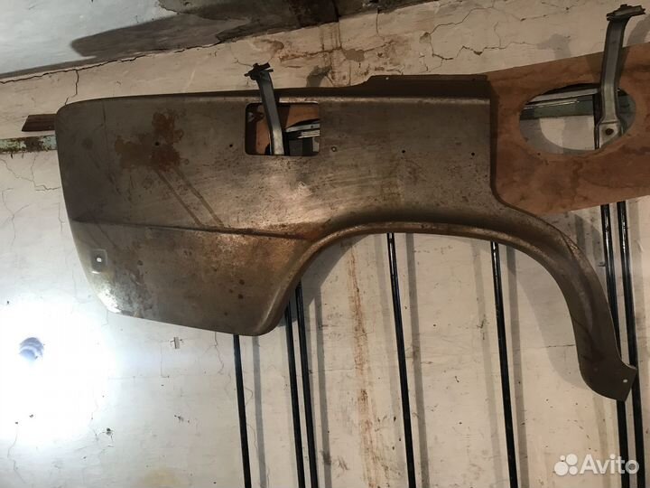Крыло заднее правое на ваз 2106 СССР