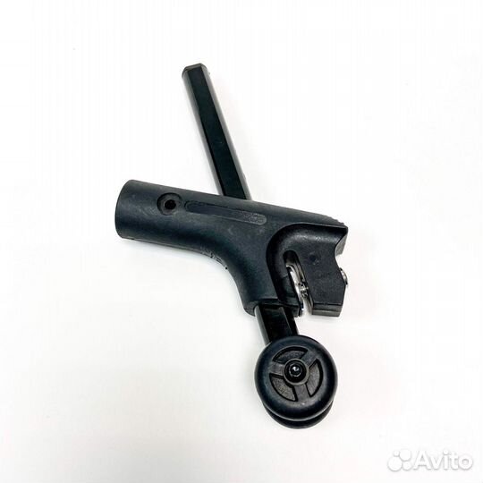 Антиопрокидыватель универсальный для кресла-коляск