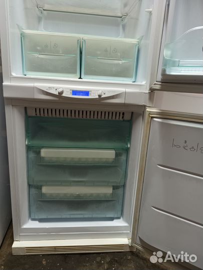 Холодильник hotpoint ariston NoFrost
