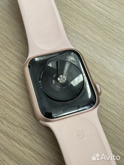 Часы apple watch SE 40mm