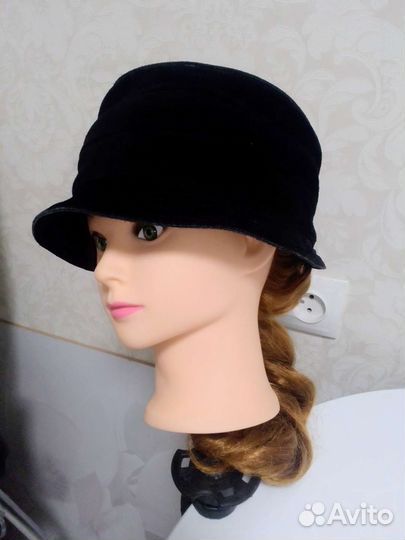 Шляпка женская замшевая