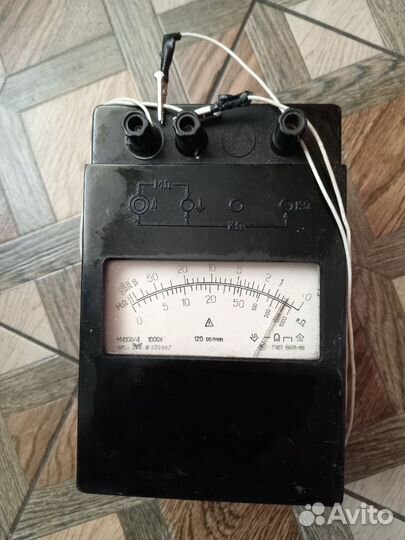 Мегаомметр