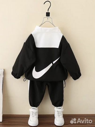 Спортивный костюм детский новый