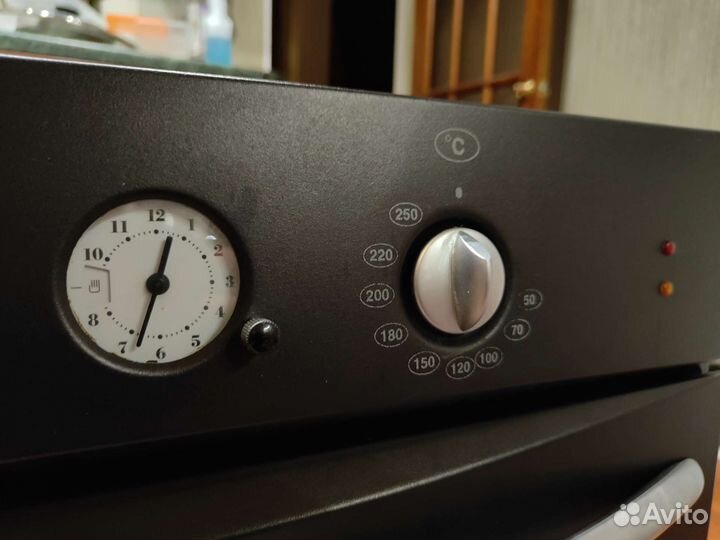 Духовой шкаф,варочная поверхность,вытяжка комплект