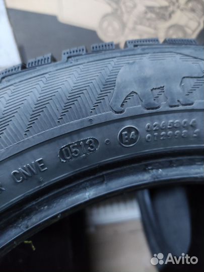 Gislaved NordFrost 100 215/55 R17 98T
