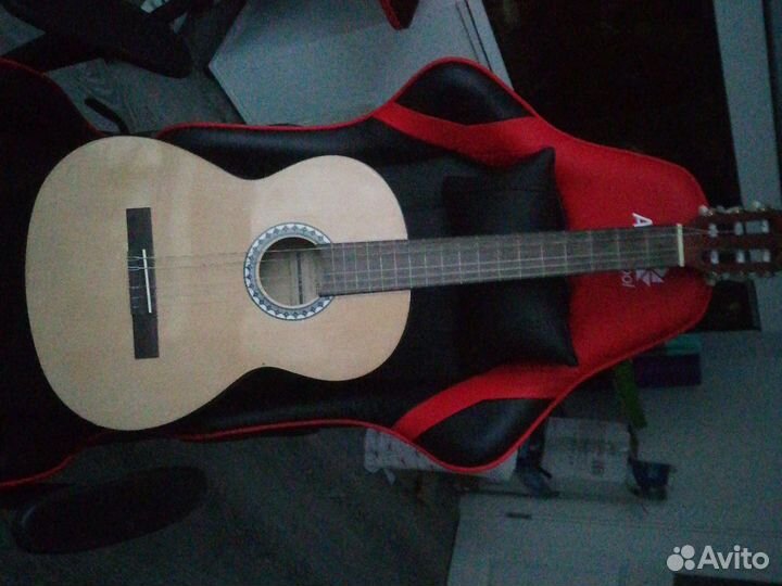Классическая гитара шестиструнная 4/4 pure бу