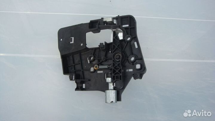 Citroen Berlingo Peugeot Partner ручка двери