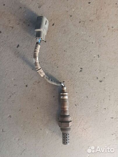 Датчик кислородный Toyota Land Cruiser 100