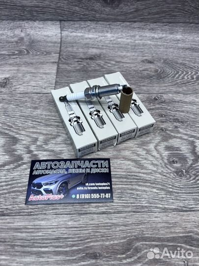 Свечи зажигания Nissan, 224011VA1C