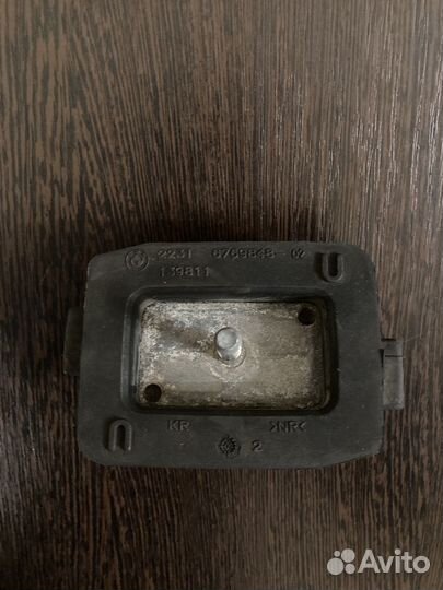 Подушки/Опоры BMW