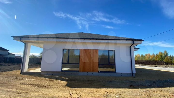 Коттедж 176 м² на участке 10 сот.