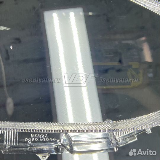 Уцененное стекло для фары Mazda 2 DE (2007-2015) П