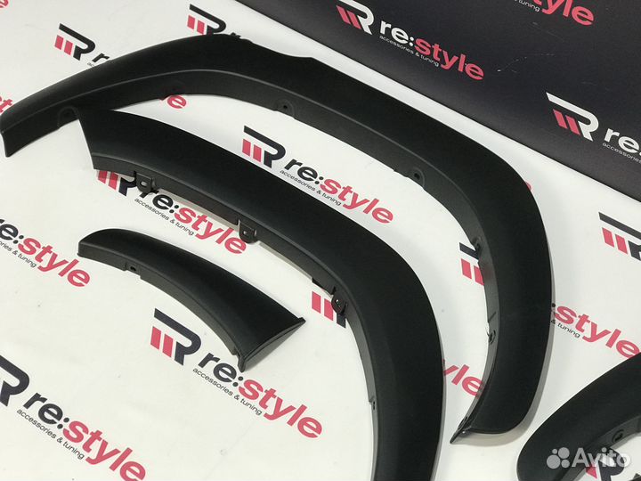 Фендера Toyota Hilux Pick Up 2015-2023 Тонкие