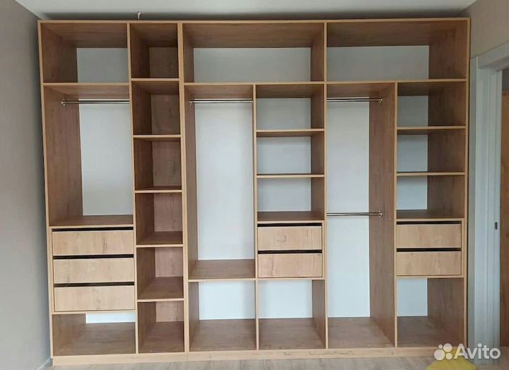 Шкаф в детскую