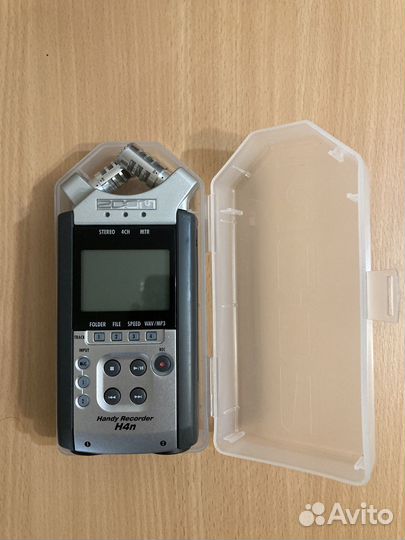 Рекордер Zoom h4n