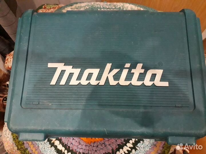 Шуруповерт makita 12v 6271D бу