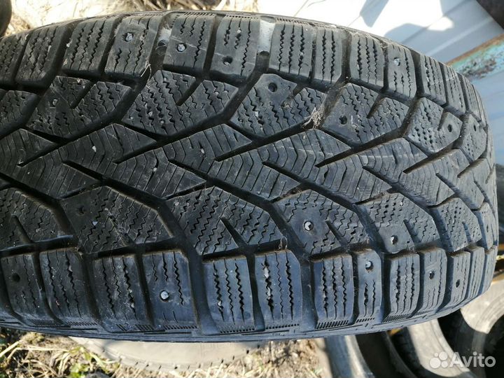Gislaved NordFrost 100 205/55 R16 25J