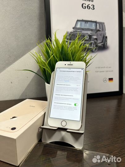 iPhone 8, 64 ГБ