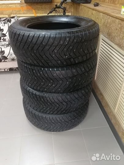 Yokohama IceGuard Stud IG65 265/60 R18 114