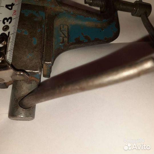 Тиски слесарные СССР чиз