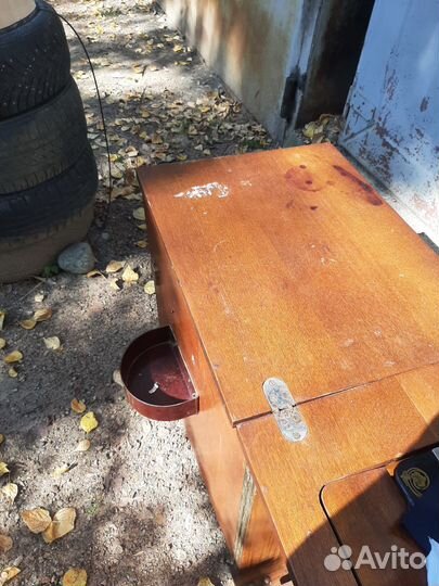 Швейная машинка пмз, ножная