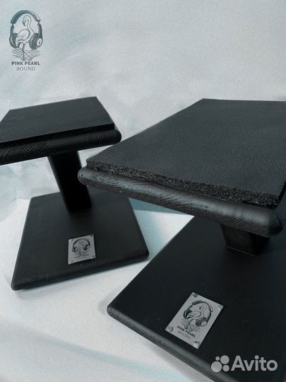 Подставки (стойки) для студийных мониторов