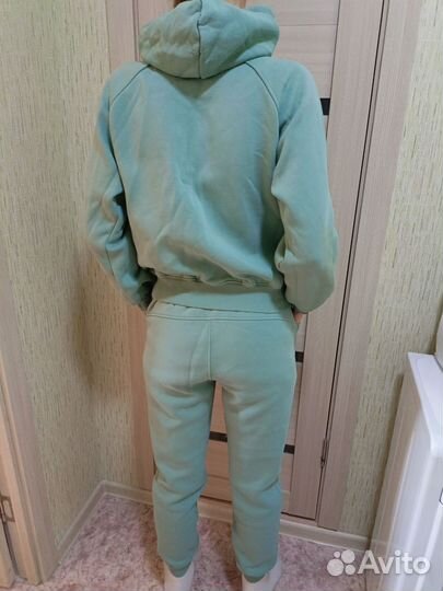 Спортивный женский костюм флисовый