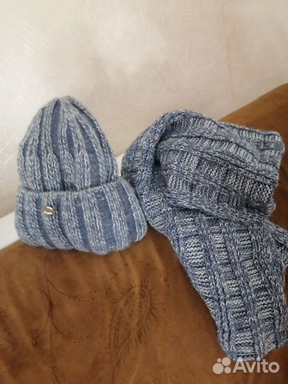 Комплект шапка и снуд