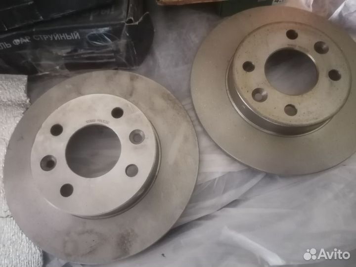 Диски тормозные logan