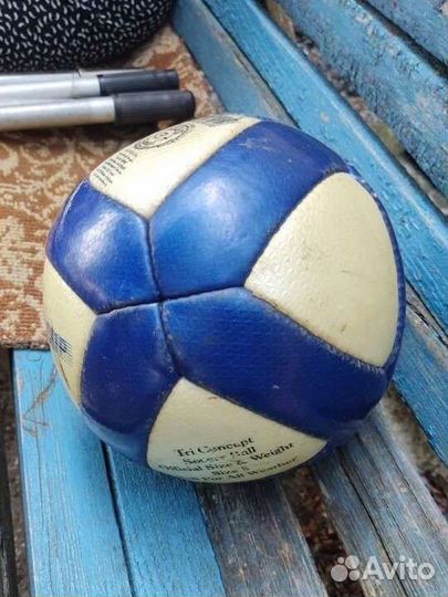 Мячи футбольные и баскетбольные