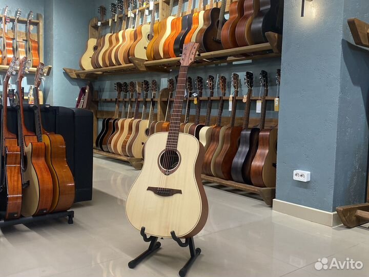 LAG Tramontane T70D Акустическая гитара