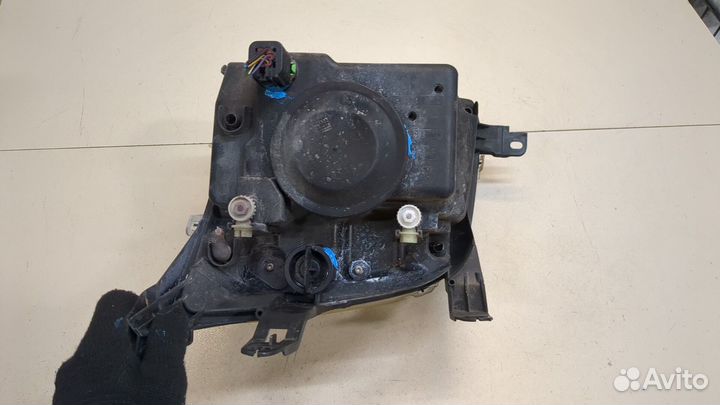 Фара (передняя) Ford Fusion, 2006