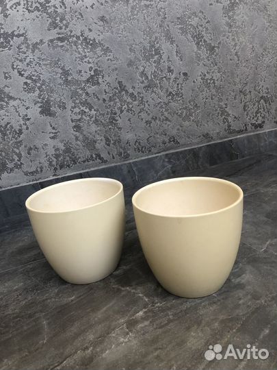 Горшки,опоры для комнатных растений и колба