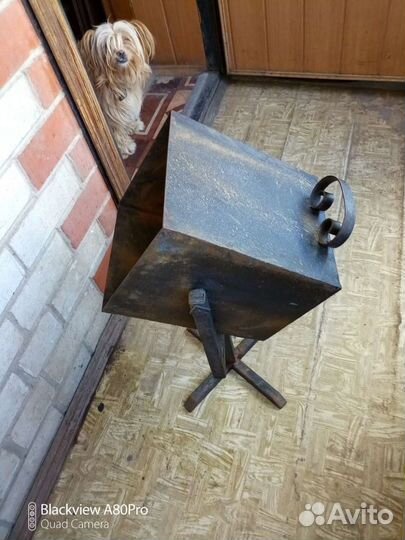 Урна кованая, металлическая, не крашена