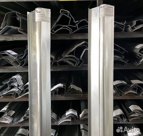 Порог левый Toyota Altezza XE10, Lexus IS 200 1998