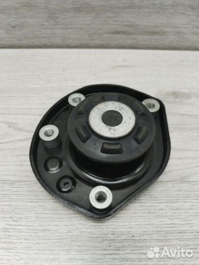 Опора стойки Mercedes Sprinter 906 OM651 2013