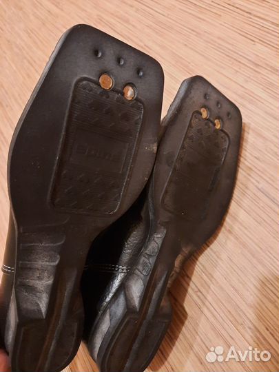 Ботинки лыжные Larsen 35 размер