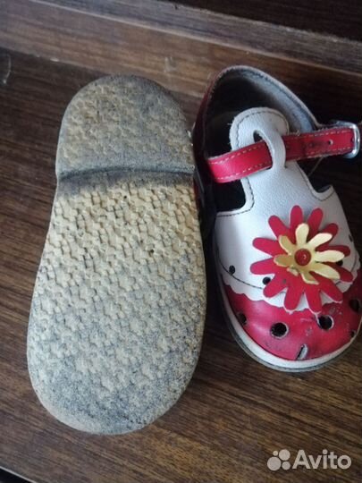 Сандали босоножки детские красные белые 24