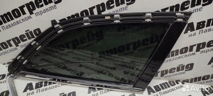 Стекло кузова заднее правое Audi Q7 4LB BAR