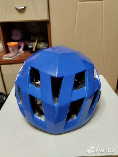 Шлем и комплект защитной экипировки Tech team