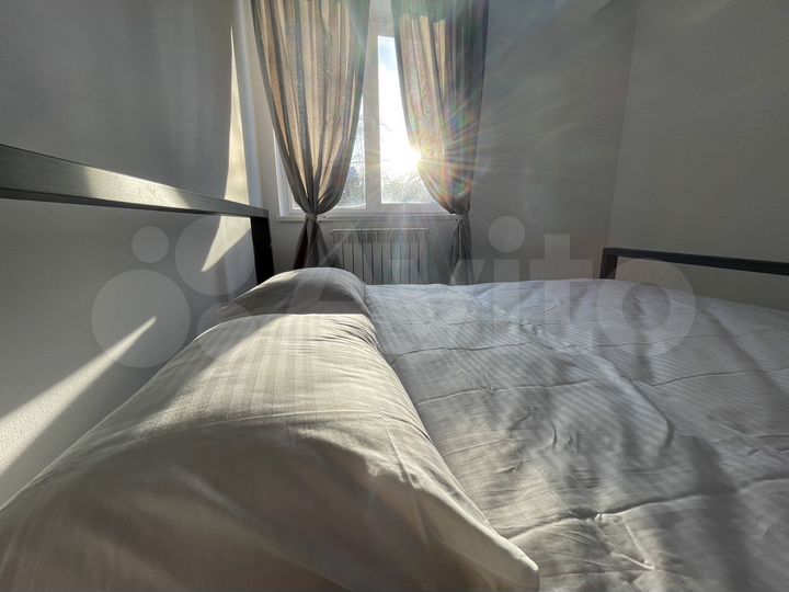 1-к. квартира, 42 м², 1/3 эт.