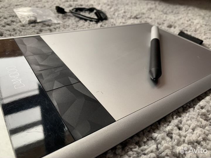 Планшет bamboo pen & touch