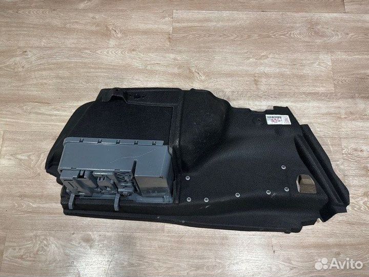 Обшивка багажника правая Bmw 335I E92 N54B30 2006