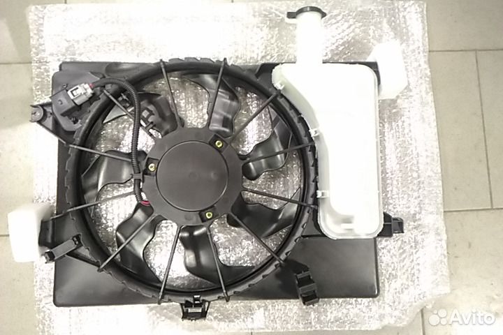 Диффузор радиатора в сборе хендай hyundai KIA ceed