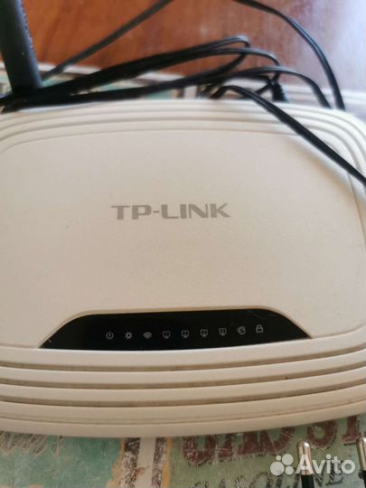 Беспроводной маршрутивизатор. Интернет. Роутер