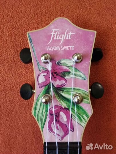 Укулеле flight сопрано с чехлом