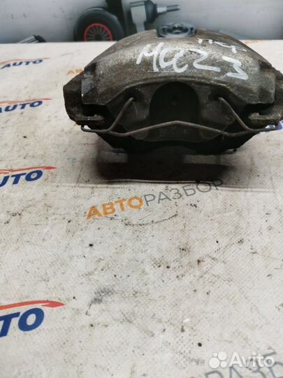 Суппорт тормозной передний правый Mazda 3 BL 1.6
